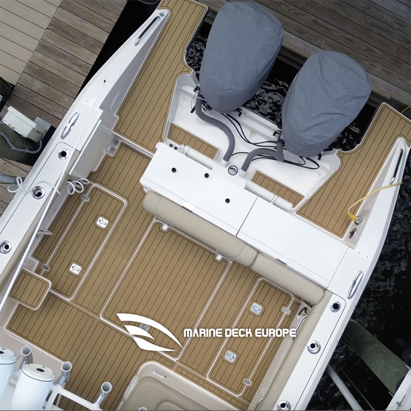 Sneek-in-Water_Marine Deck Europe