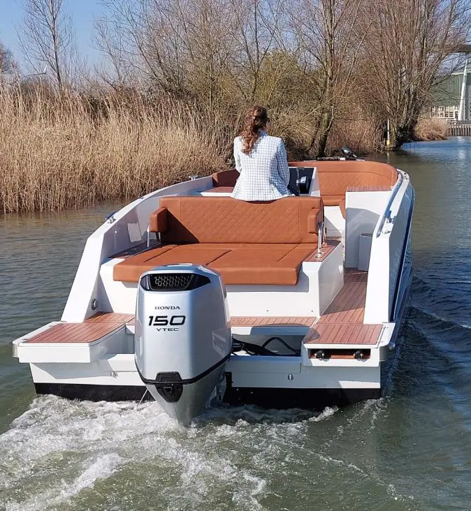 Sneek-in-Water_maxima-680