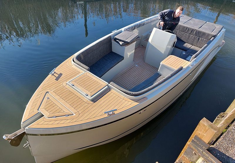 Sneek-in-Water_maxima-740